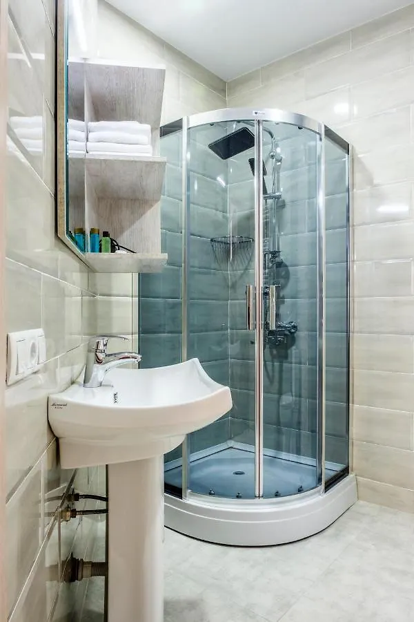 Blossom Inn Tbilisi 4*,